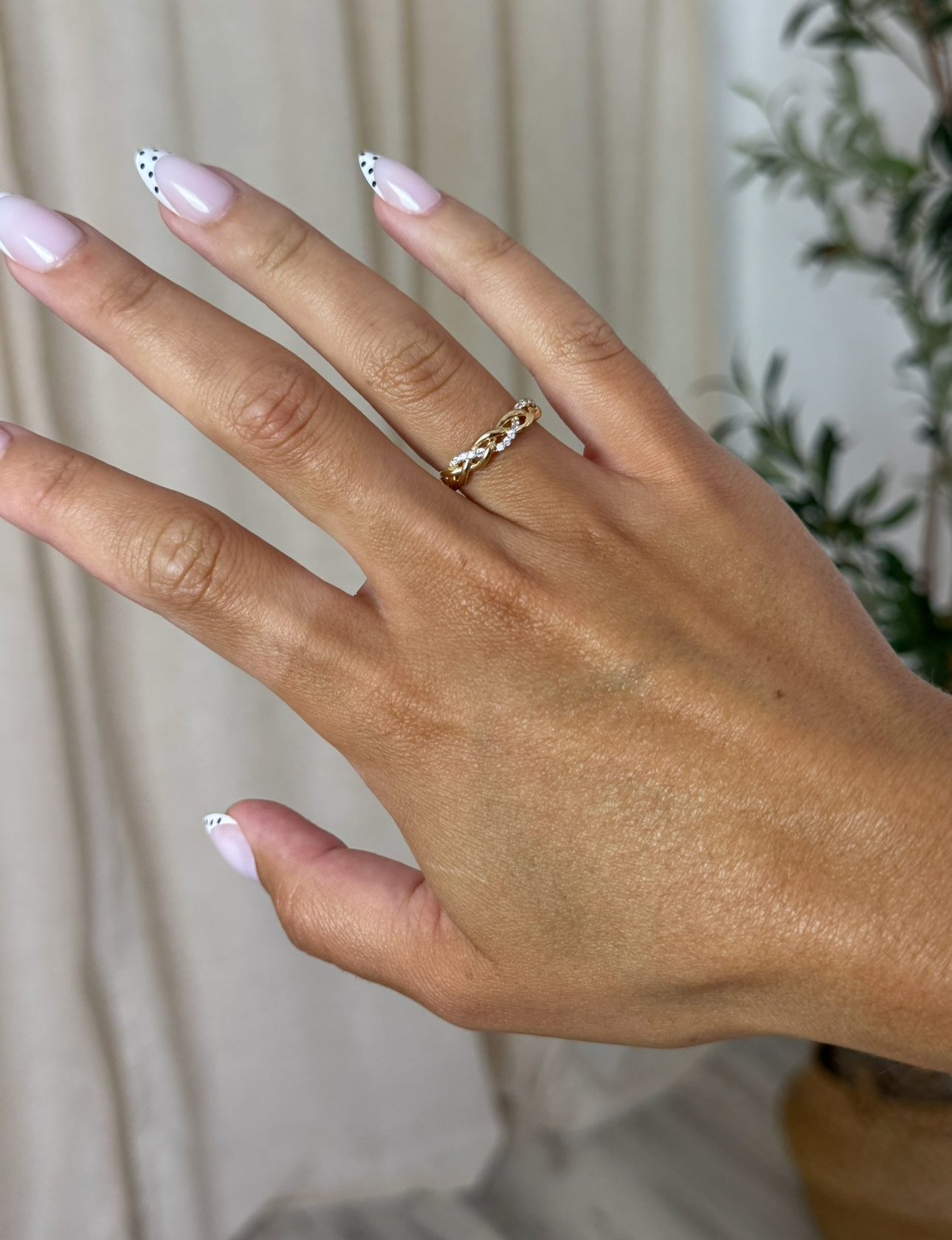 Twist band
