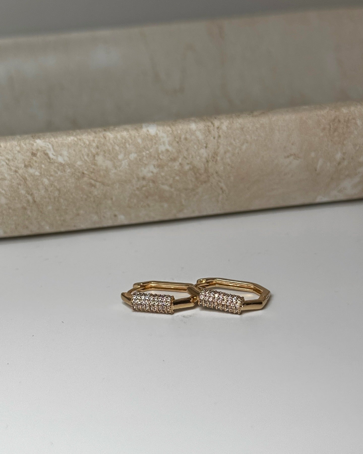 Chloe Hoops