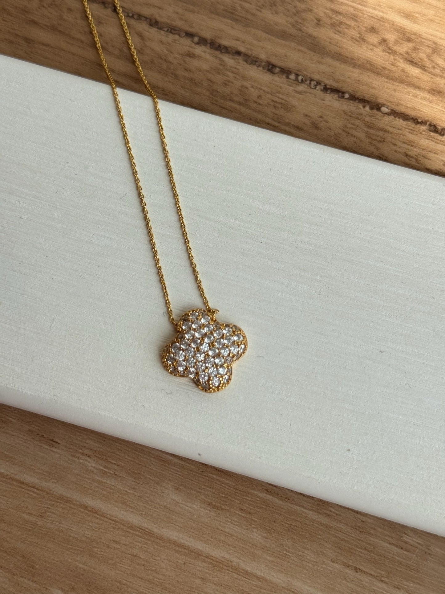 Stella Necklace