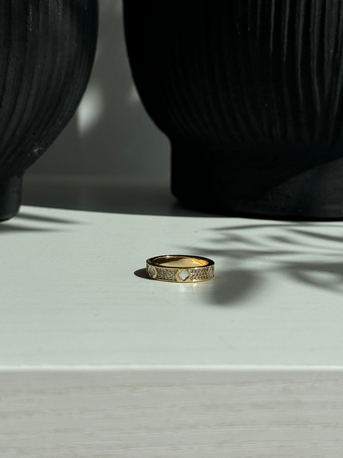 Clover Ring