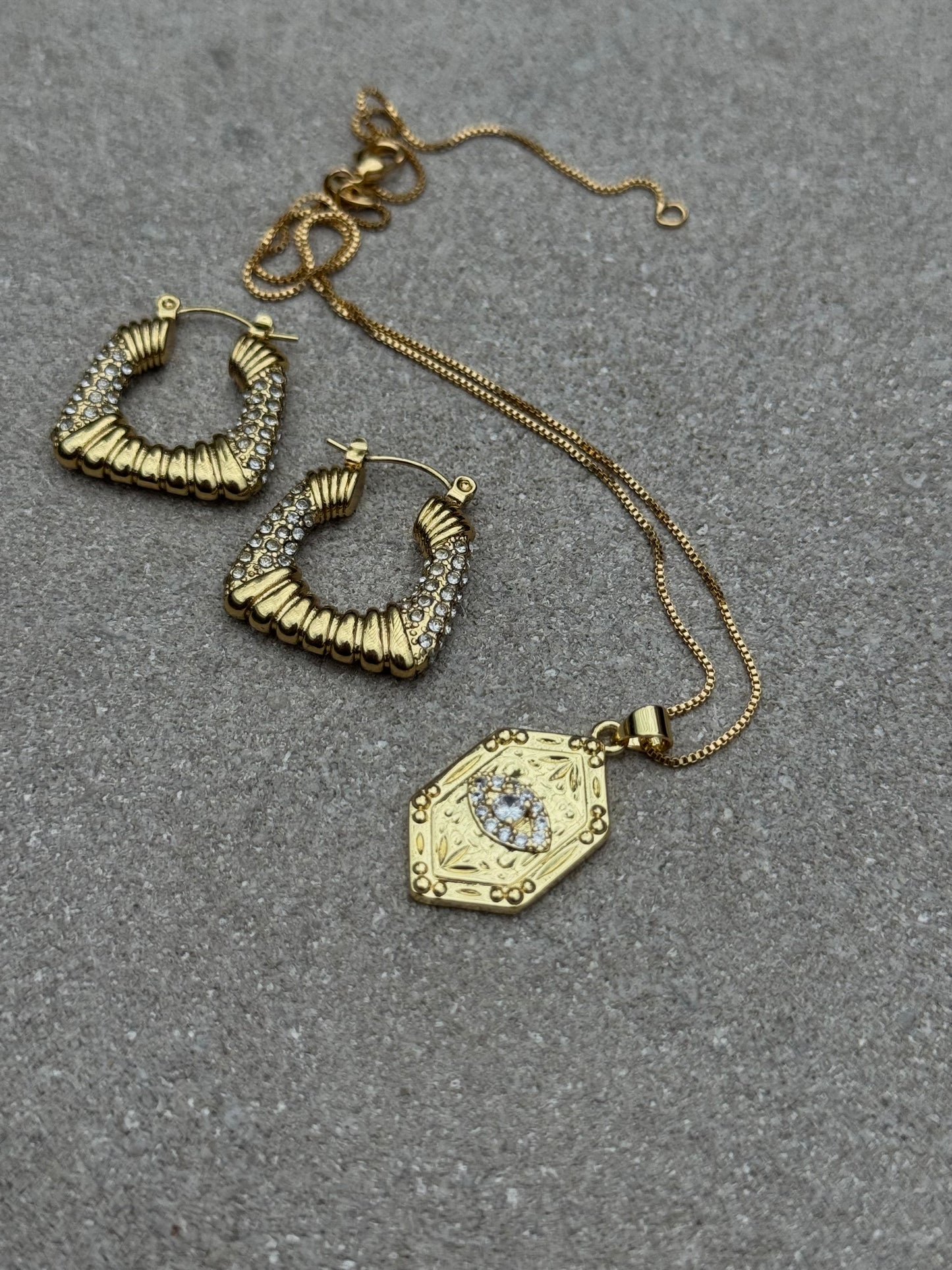 Serenity Pendant Necklace