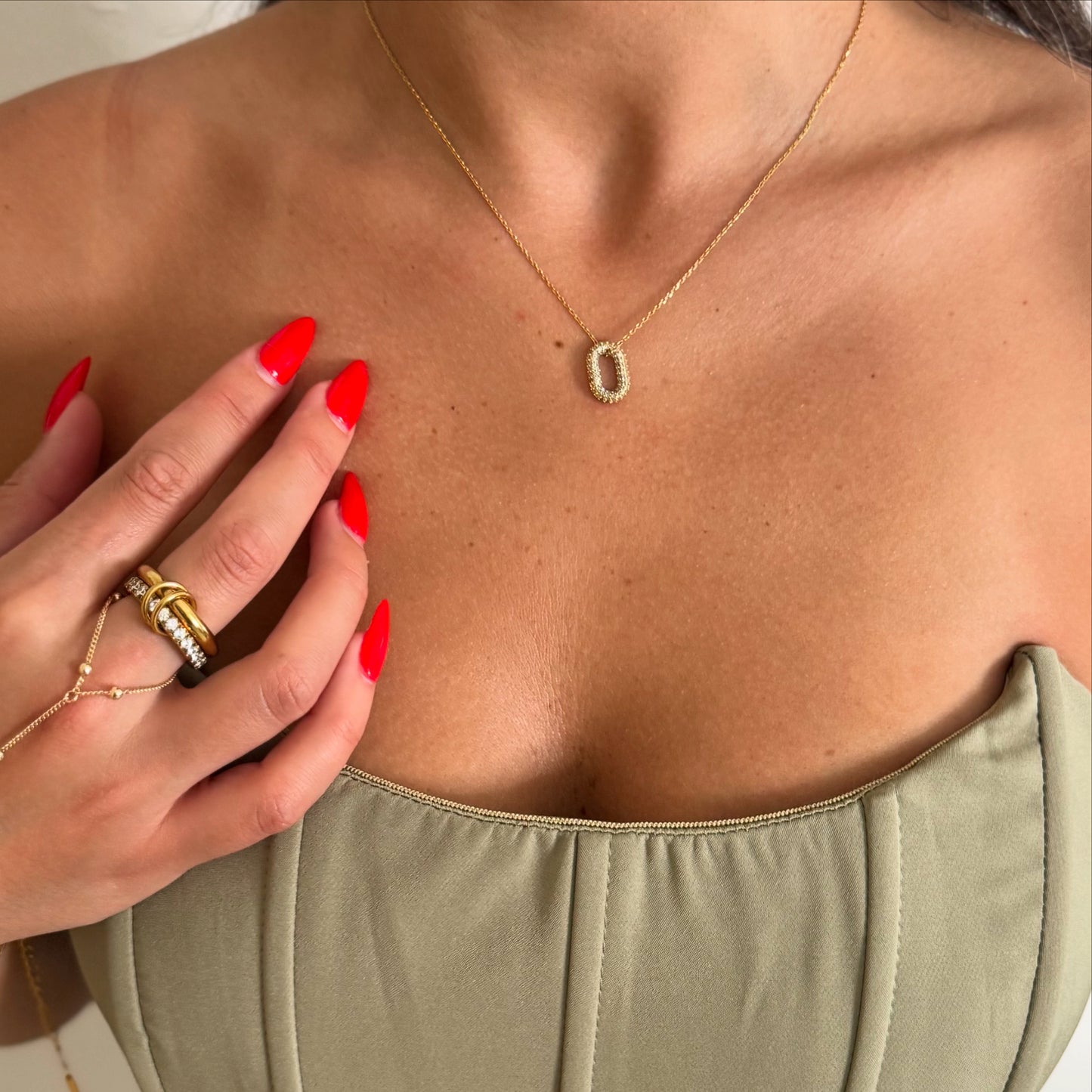 Mia Necklace