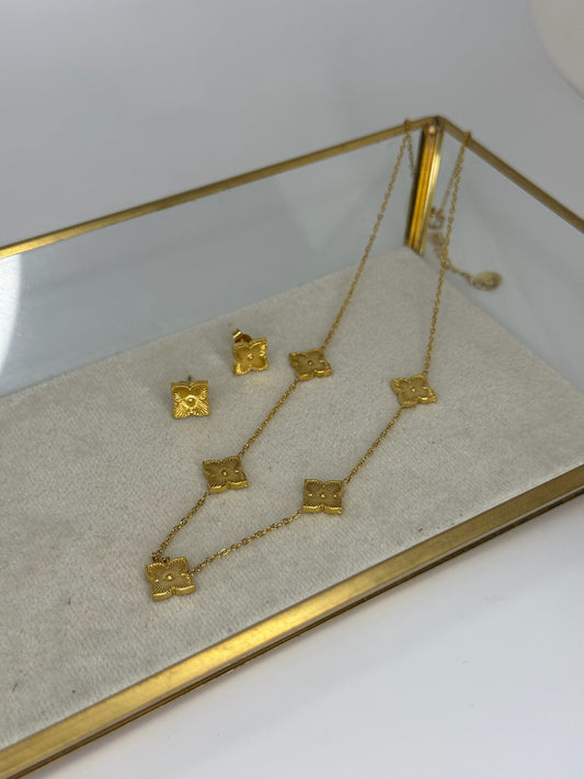 Rachel Clover Necklace