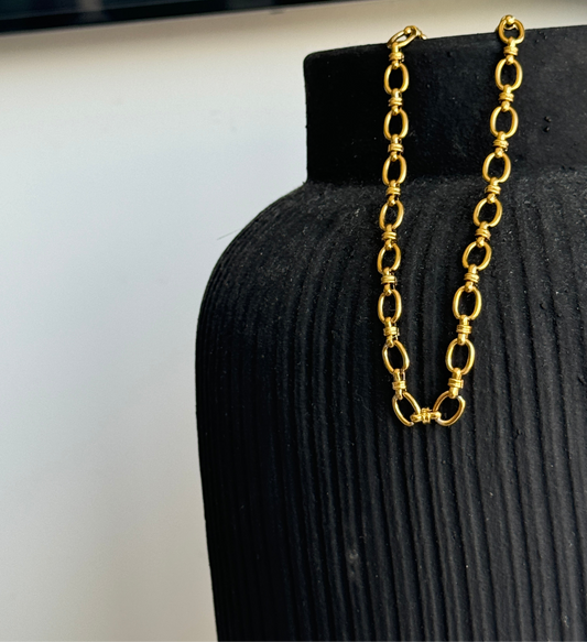 Claire Necklace