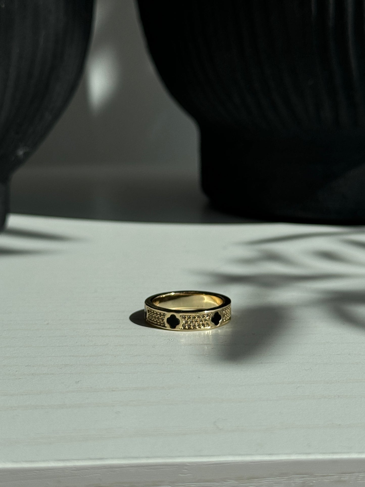 Clover Ring