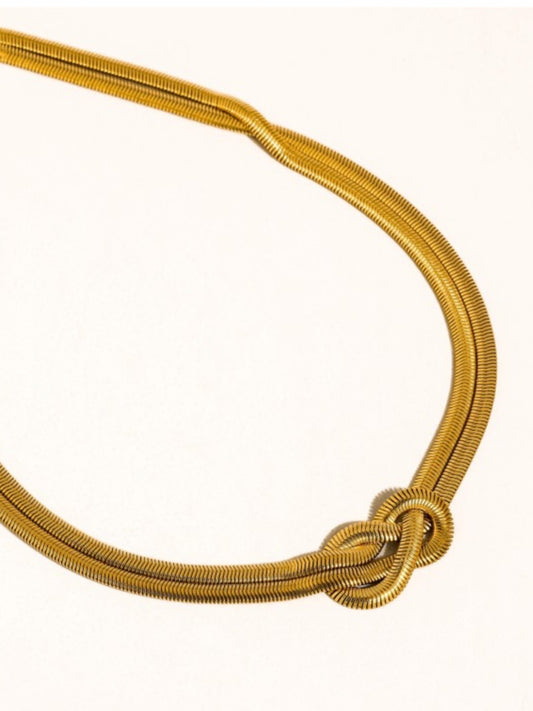 Knot Necklace